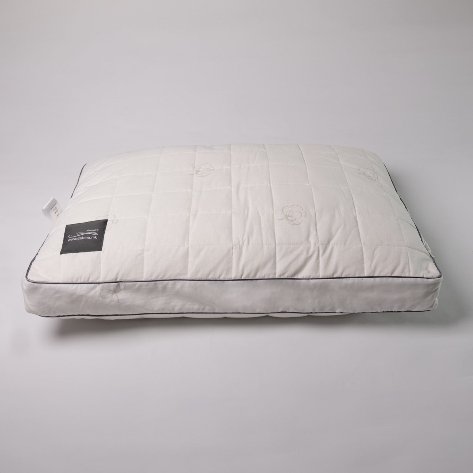 Box-Cotton-Pillow-1