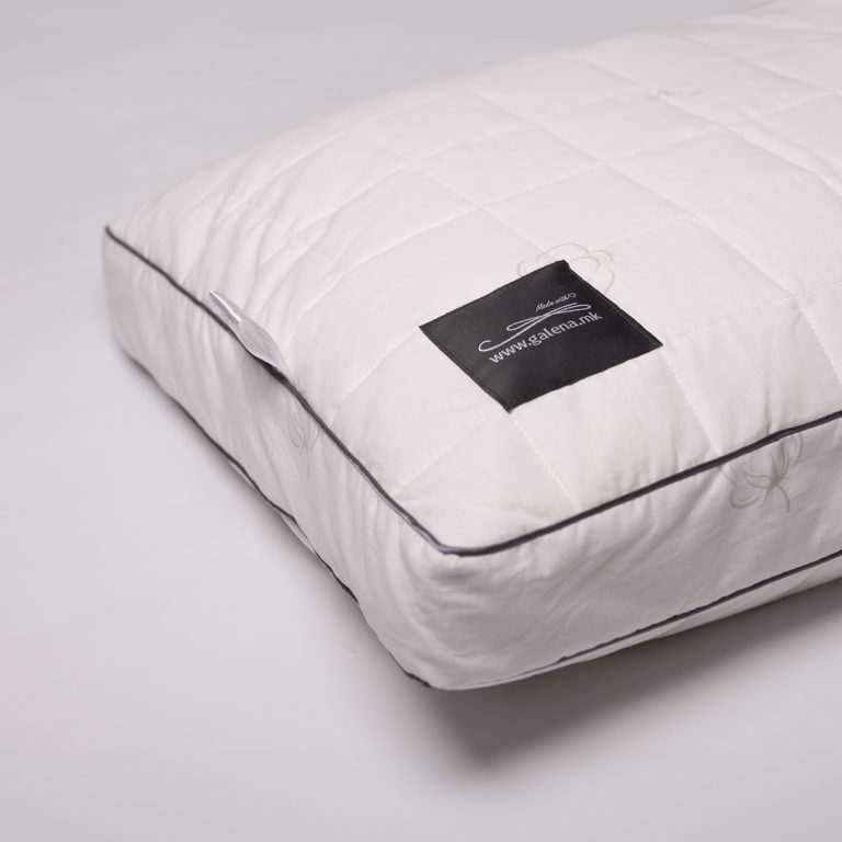Box-Cotton-Pillow-3