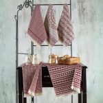 100% Памучни крпи за кујна – Maya (сет од 5 крпи)  Claret Red - Image 3