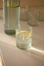 Barrel – Сет од стаклени чаши и шише (5 парчиња) - Image 4