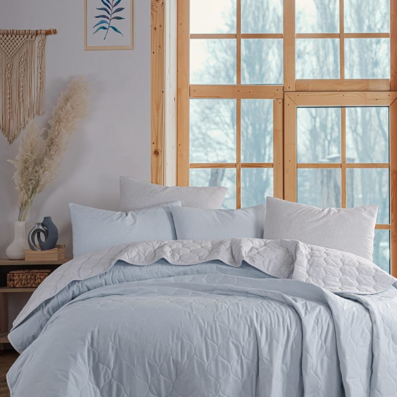 Solid - Light Blue, Grey – Единечен прекривач