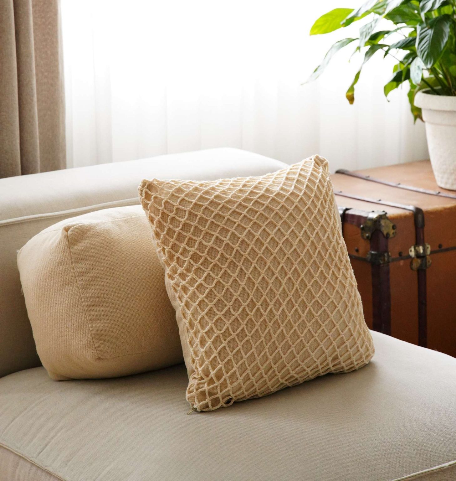 KET003 – Навлака за перница - Image 4