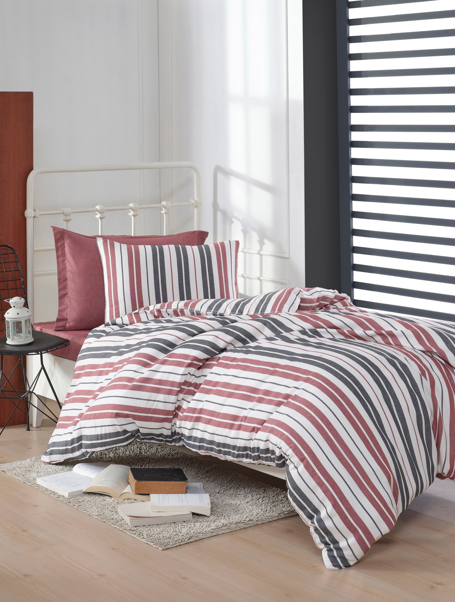 162ELR452220-201.jpg Monaco - Claret Red – Сет јорганска навлака и навлака за перница 140*200 - Image 1