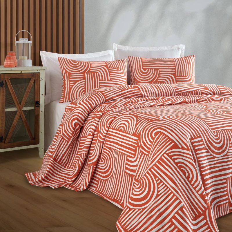 Line Art - Tile Red – Единечен сет пике прекривач и навлака за перница