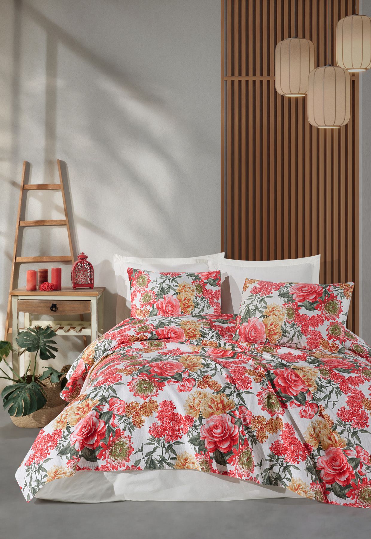 162ELR655620-201.jpg Lotus - Red – Сет двоен пике и навлака за перница - Image 1