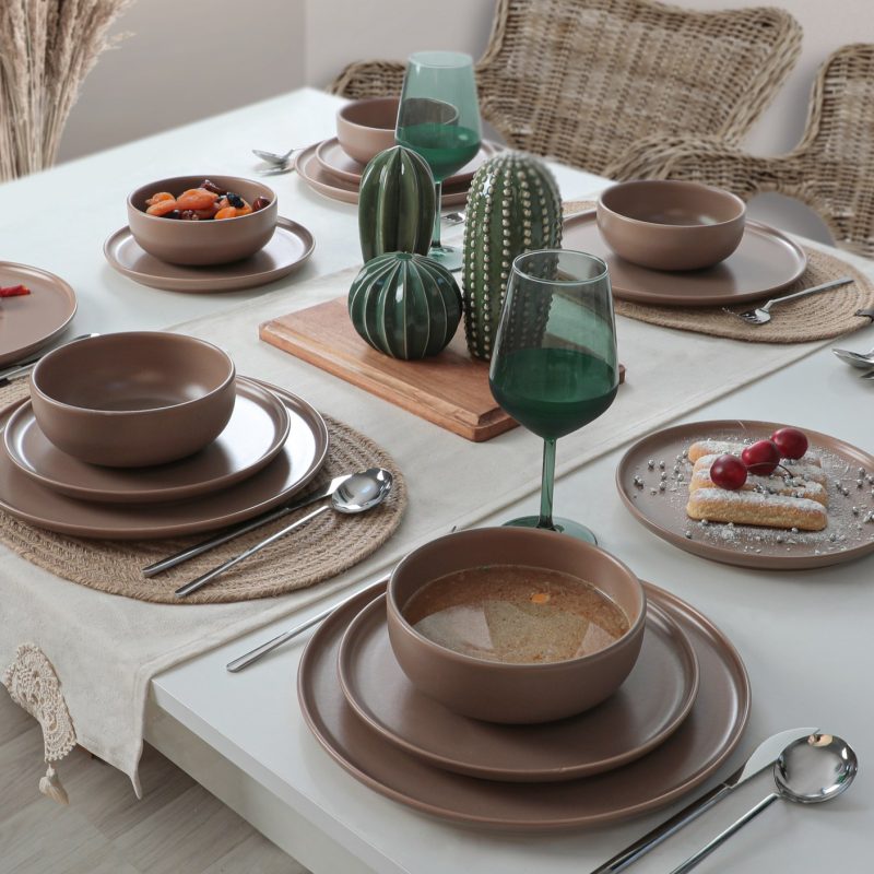 X0001346800000000000000000 – Сет за вечера од керамика (18 парчиња)