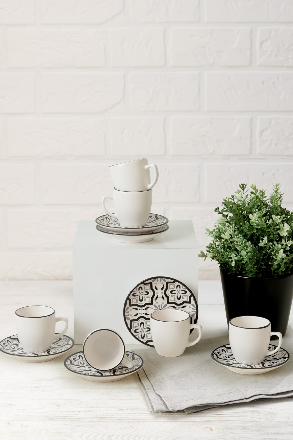 275KRM192420-201.jpg X00014327 – Комплет шолји за кафе (12 парчиња) - Image 1