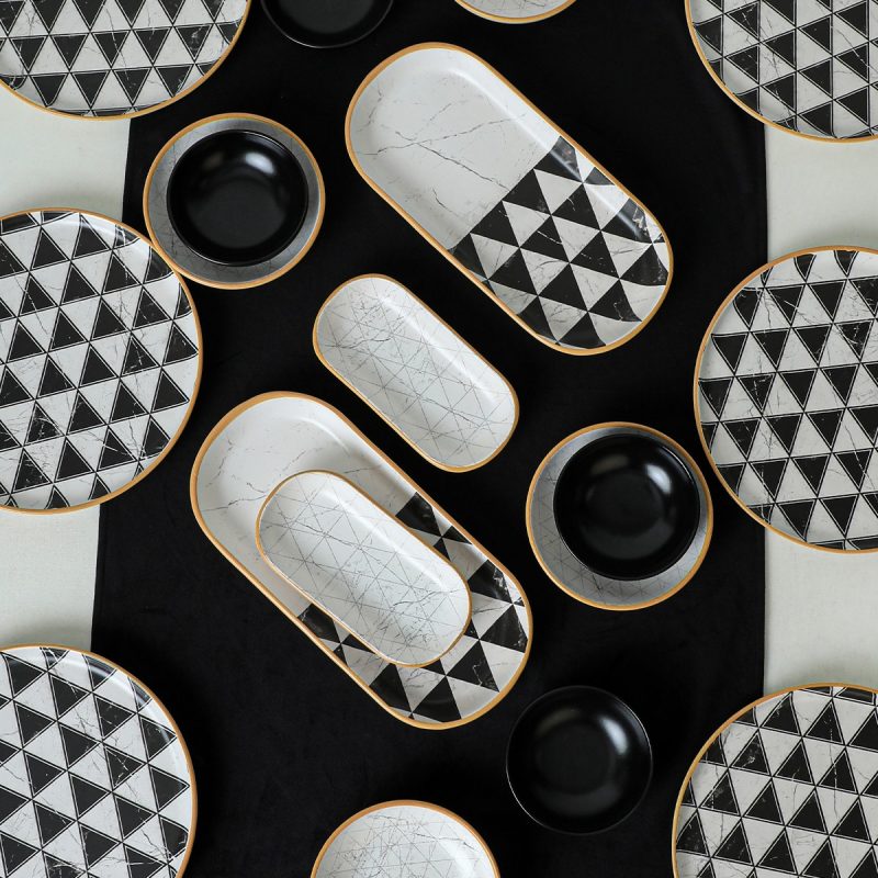 X00014 – Комплет за појадок (18 парчиња)