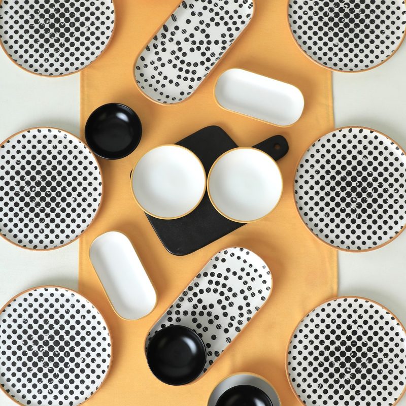 X00014 – Комплет за појадок (18 парчиња)