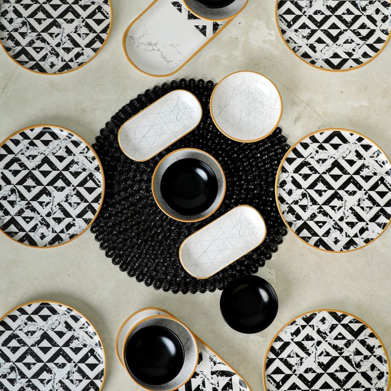 X00014805 – Комплет за појадок (18 парчиња)