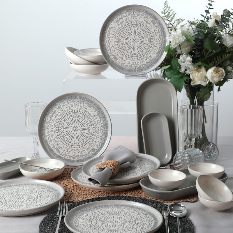 X00015324 – Комплет за појадок (18 парчиња)