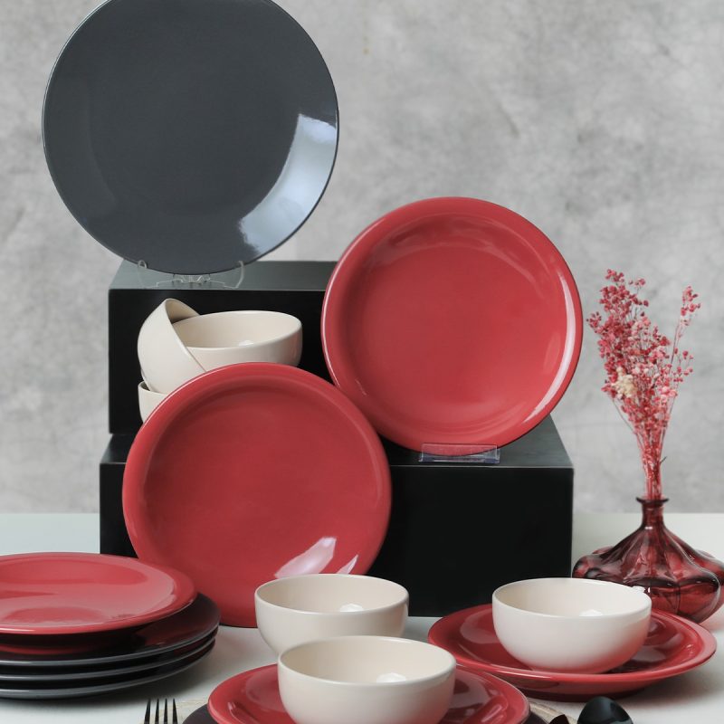 X0001509100000000000000000 – Сет за вечера од керамика (18 парчиња)