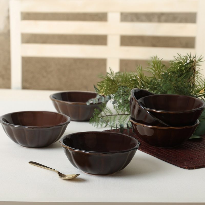 ST094014F000Q22000Q22000 – Сет од керамички чинии (6 парчиња)