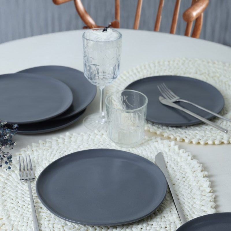 X00018767 – Комплет чинии за десерт (6 парчиња)