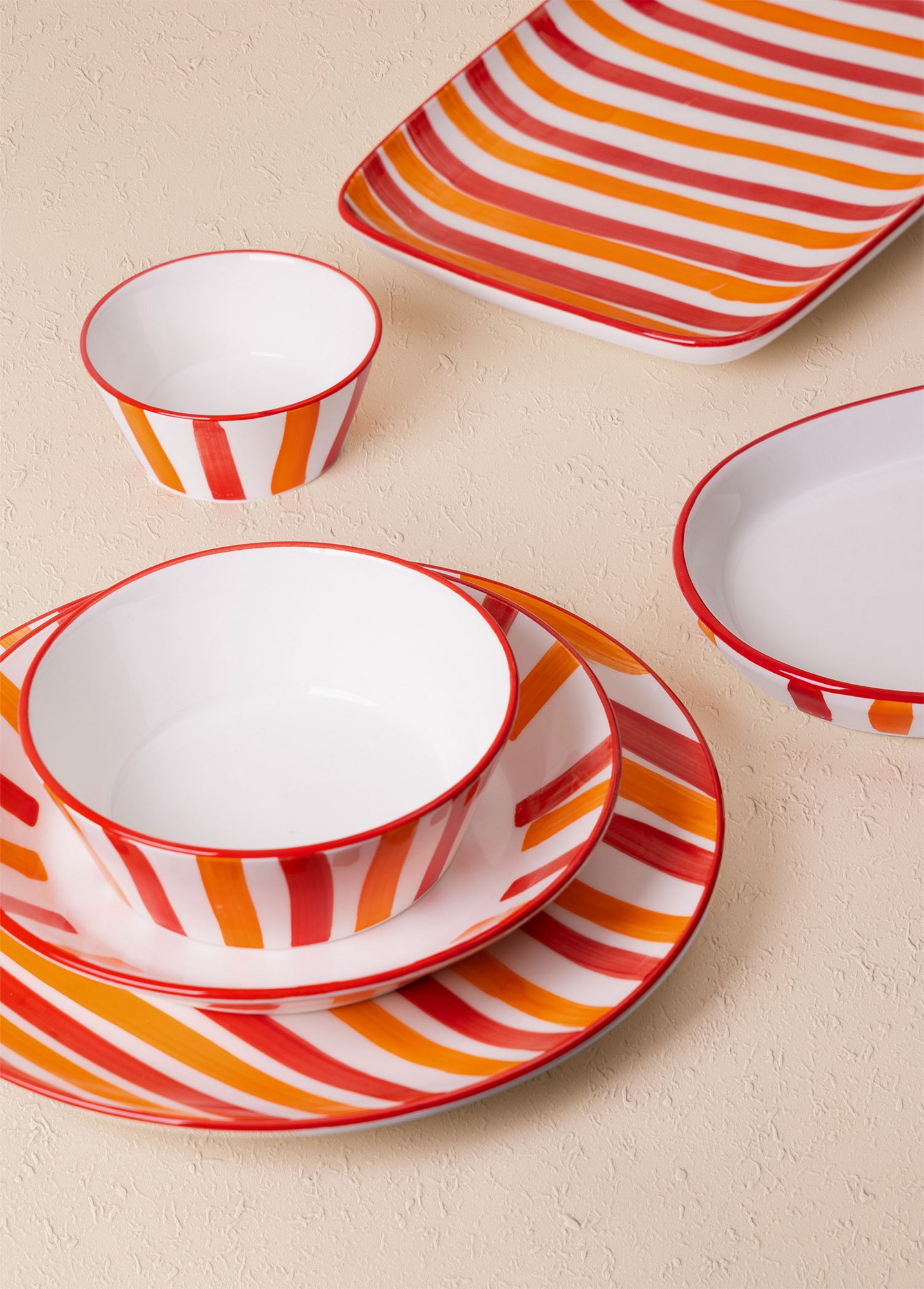 280TMA220420-201.jpg JOY0010 – Комплет чинии за предјадење (6 парчиња) - Image 1