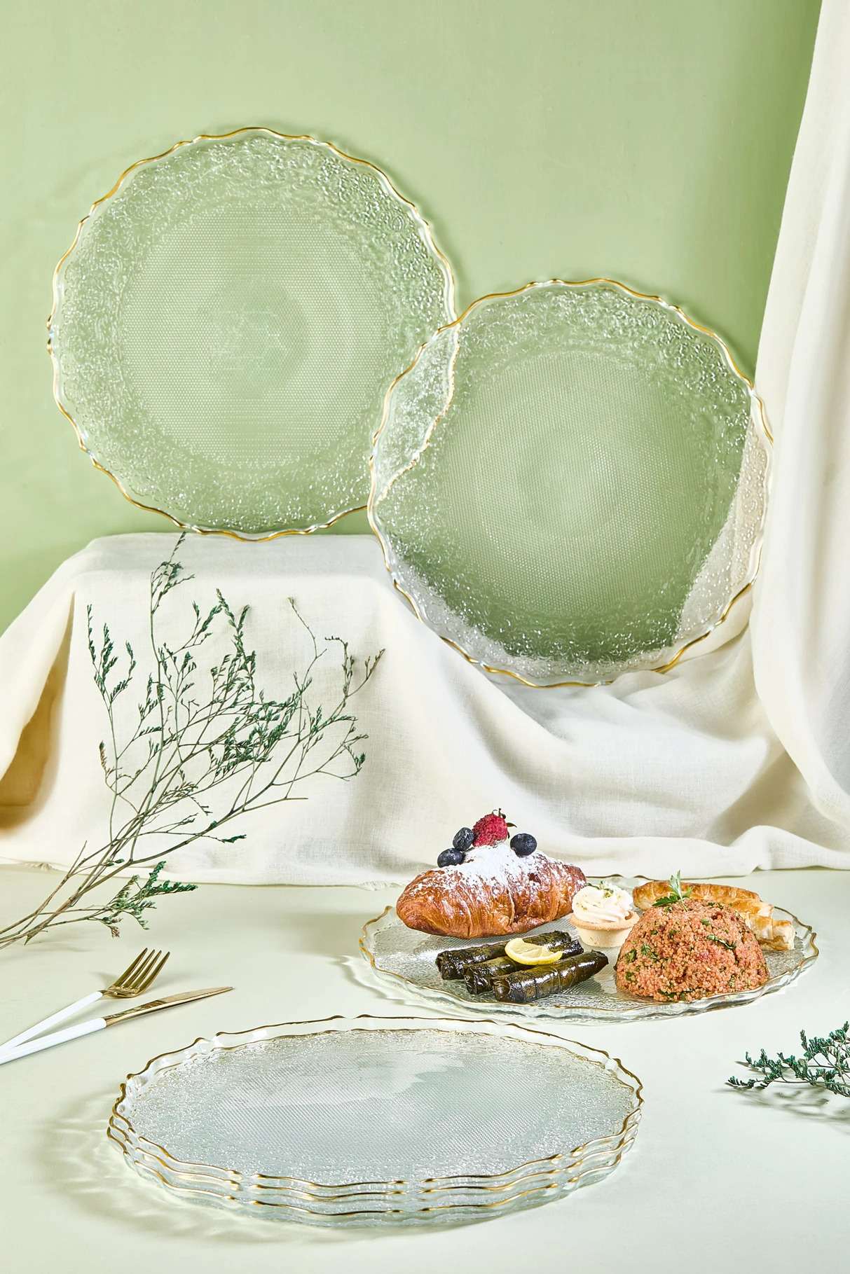 337GLZ123320-201.jpg Goblen6 - Transparent – Комплет чинии (6 парчиња) - Image 1