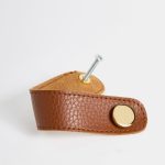 Leather 128 – Декоративна рачка