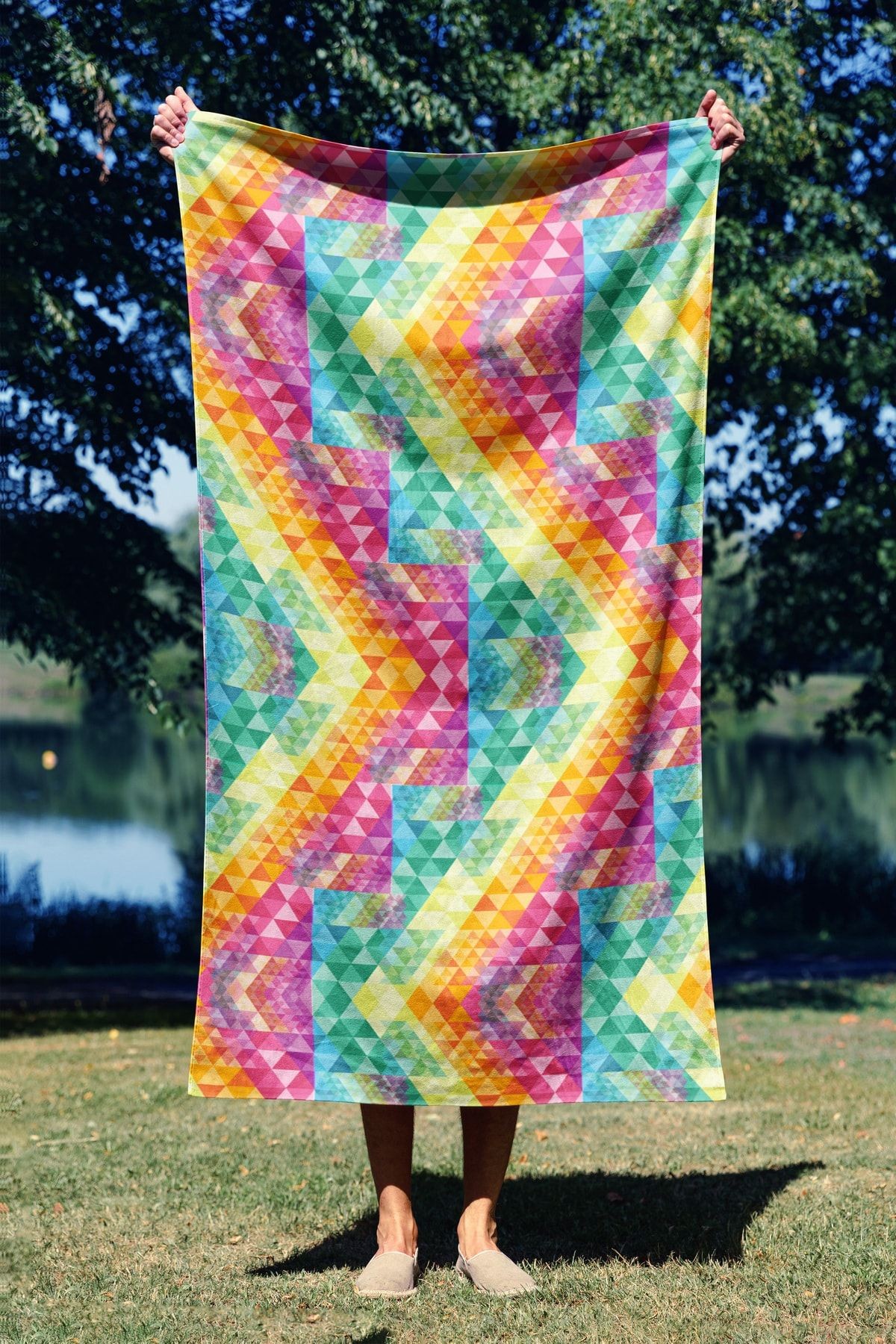 450AST116820-201.jpg Geometric Mozaic 90 – Пешкир за плажа - Image 1