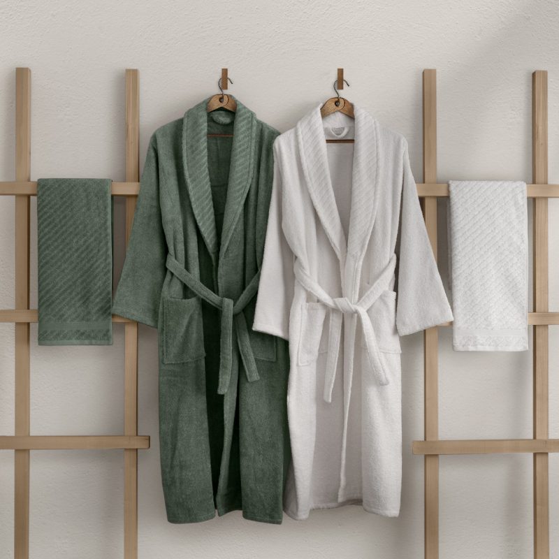 1060A-047-1 – Семеен комплет бањарки (4 парчиња)