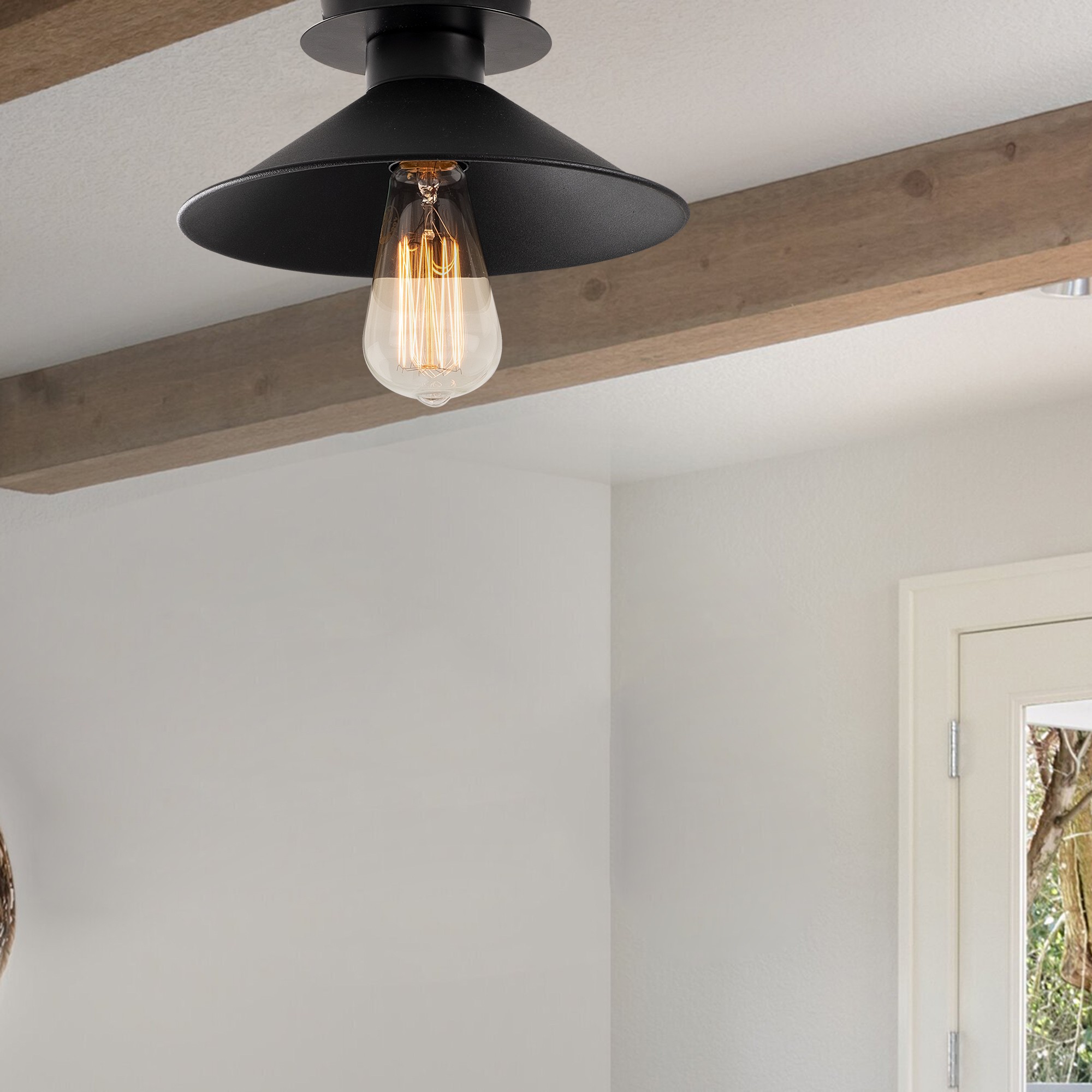 dining room in home with open floorplan Berceste - N-659 – Лустер - Image 1