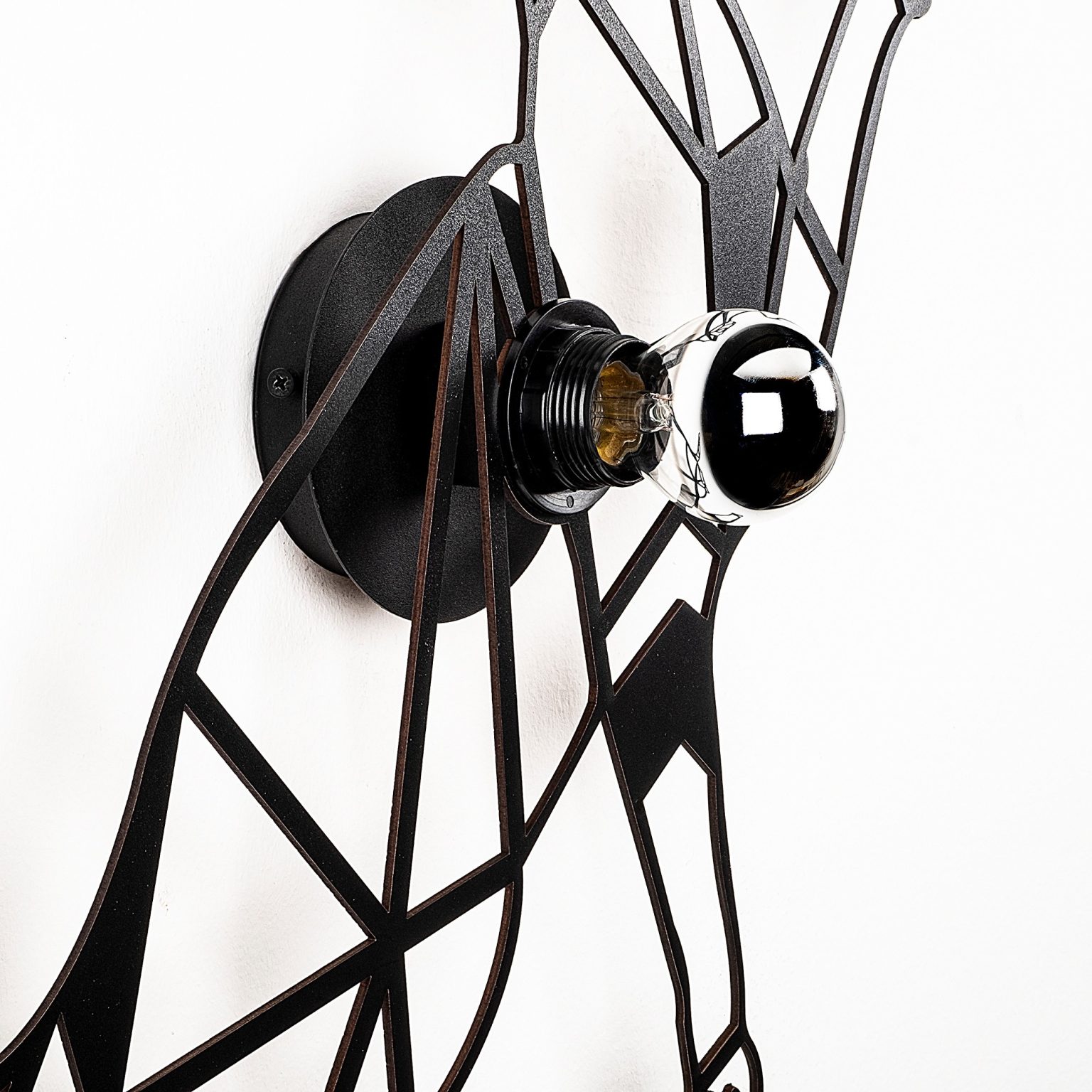 W-037 – Ѕидна светилка - Image 4