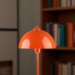 8894-1 – Светилка за маса