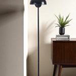 8937-7 – Подна ламба