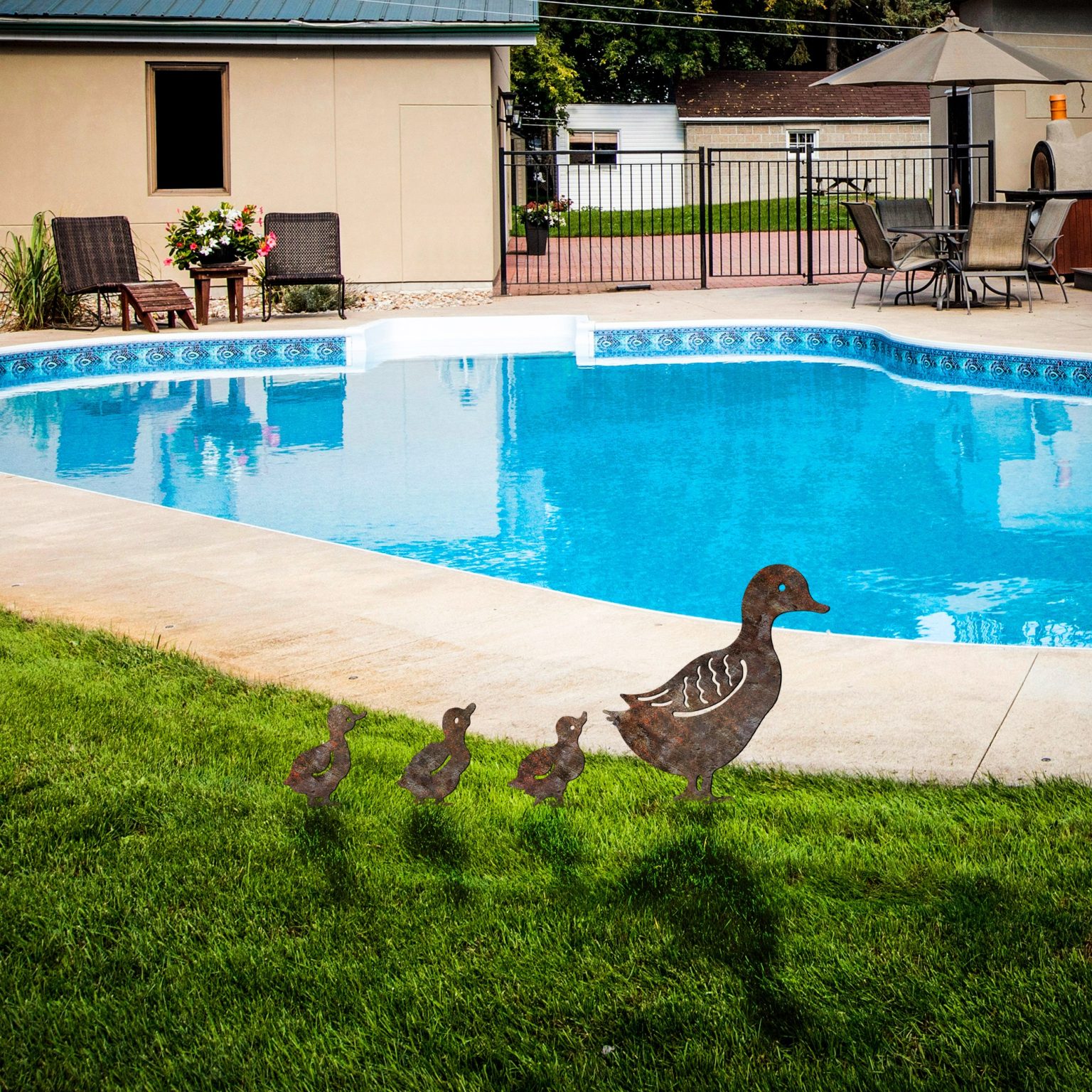 Fam 08 – Декоративен градинарски објект - Image 3