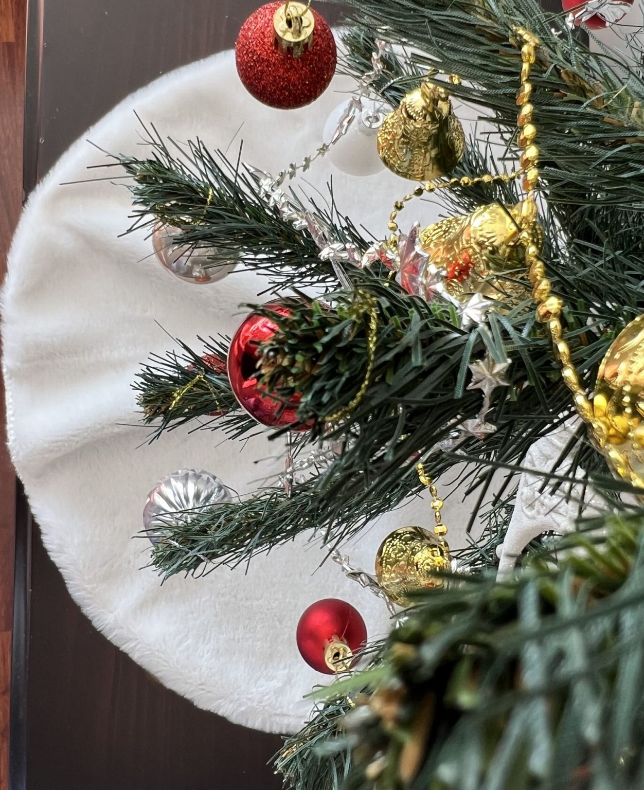 Pelush Christmas - Ecru – Килим за новогодишна елка - Image 3