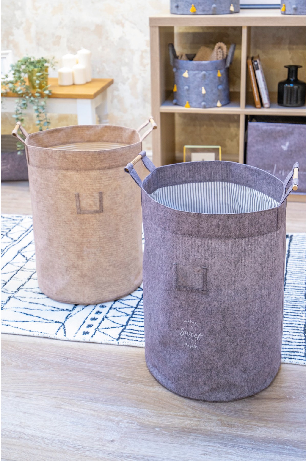 610DRL127620-201.jpg KALS-03686 – Кошница од филц - Image 1