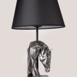 HM162 – Светилка за маса