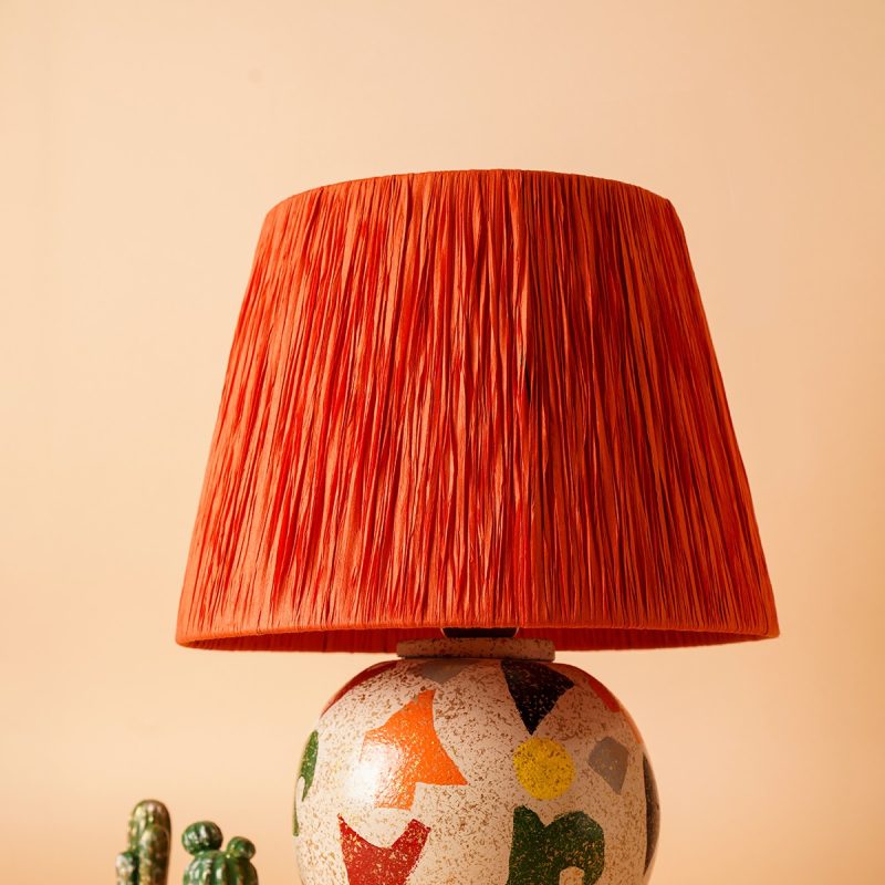 YL517 – Светилка за маса