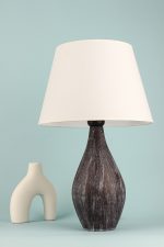 YL740 – Светилка за маса