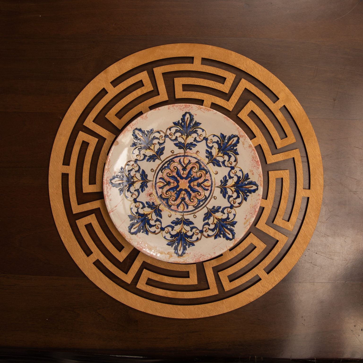 Labyrinth - Honey – Дрвен сет на подлога за маса (4 парчиња) - Image 3