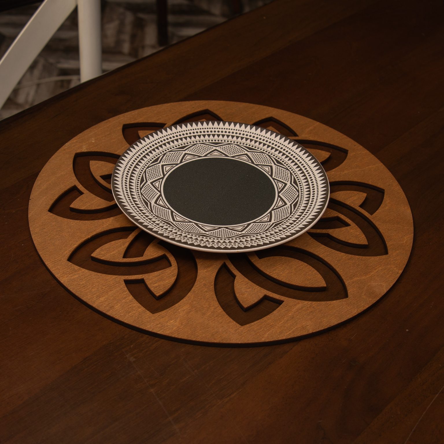 Lugh - Walnut – Дрвен сет на подлога за маса (4 парчиња) - Image 4