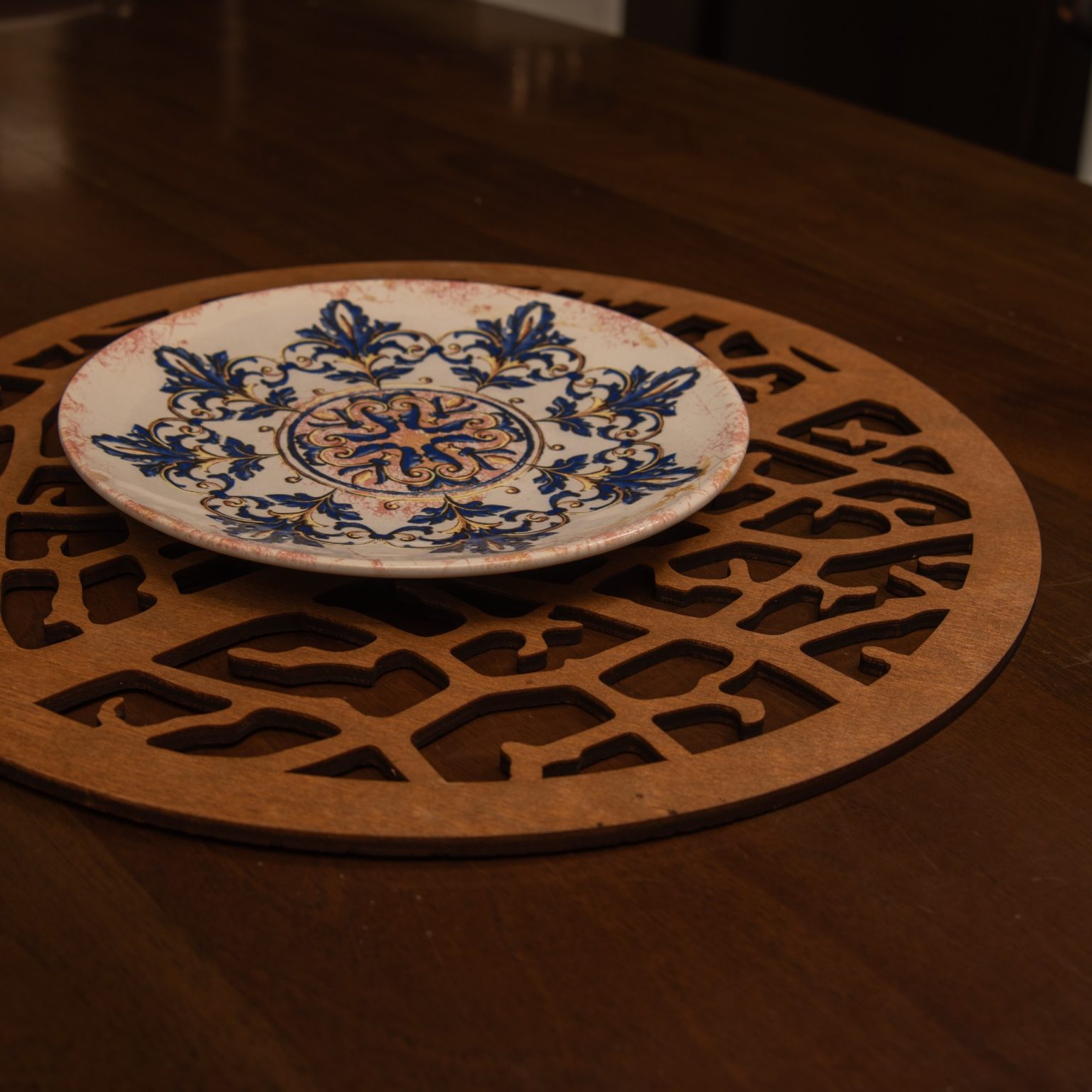 Coral - Walnut – Дрвен сет на подлога за маса (6 парчиња) - Image 2