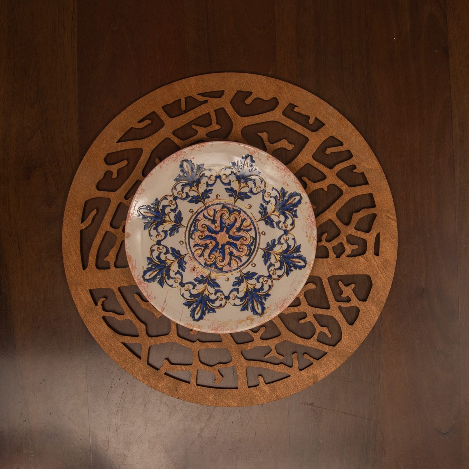 Coral - Walnut – Дрвен сет на подлога за маса (6 парчиња) - Image 3