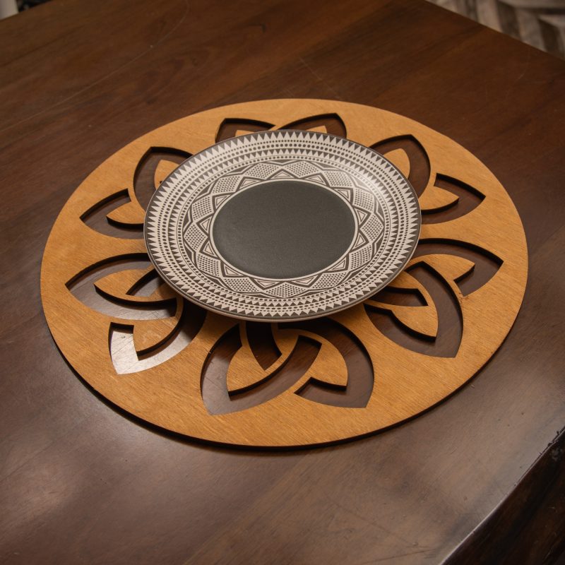 Lugh - Walnut – Дрвен сет на подлога за маса (6 парчиња)