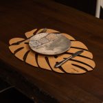 Monstera - Honey – Дрвен сет на подлога за маса (6 парчиња) - Image 2