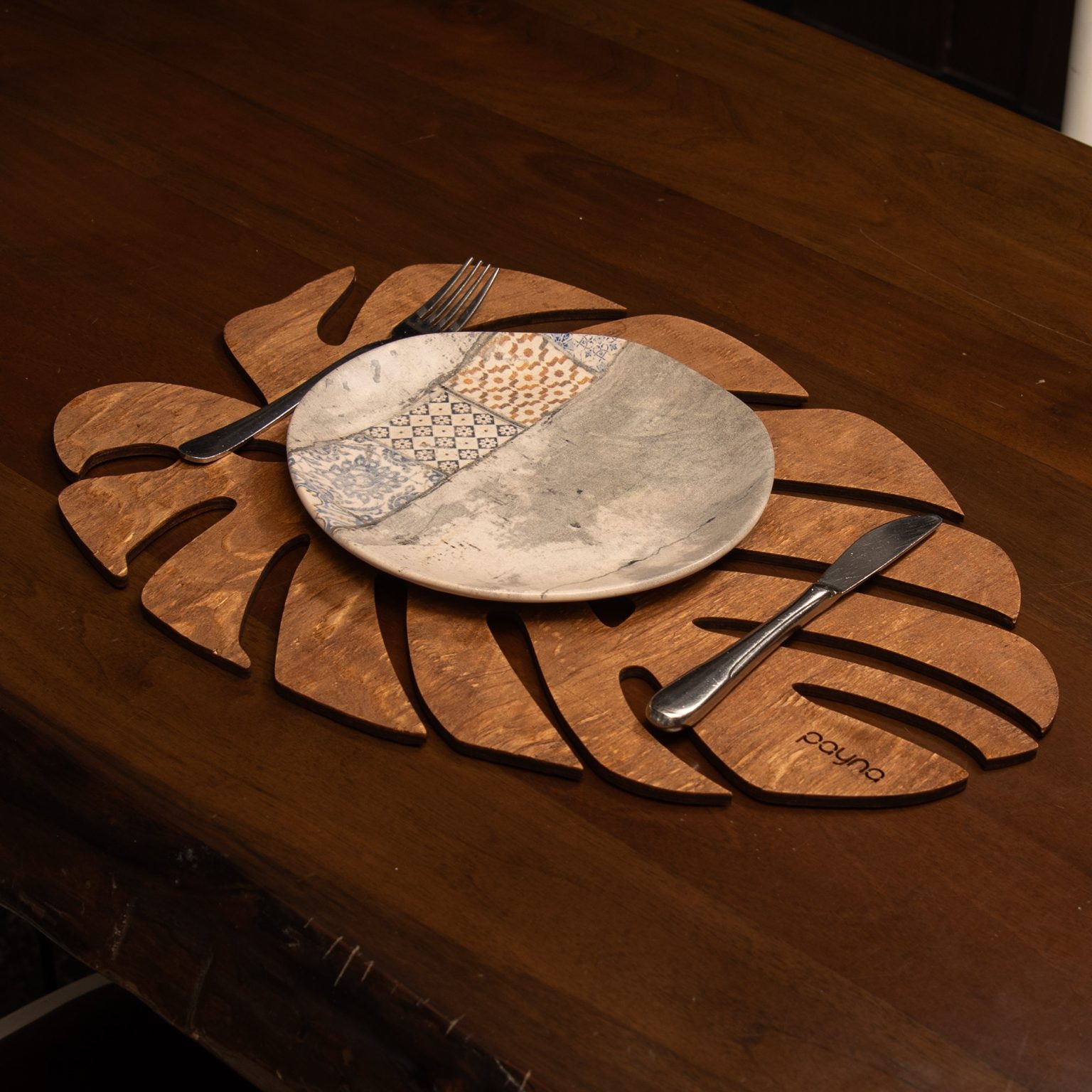 Monstera - Walnut – Дрвен сет на подлога за маса (6 парчиња) - Image 2