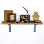 Lam002 – Декоративна дрвена ѕидна полица