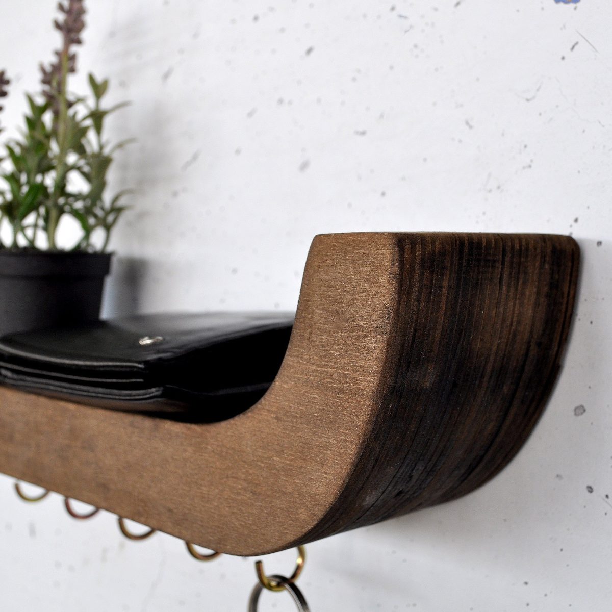 Raf289 – Декоративна дрвена ѕидна полица - Image 4