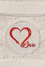 Love - Beige – Пешкир за капење - Image 4