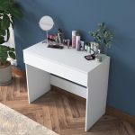 Bj104 - 2342 – Шминкерница