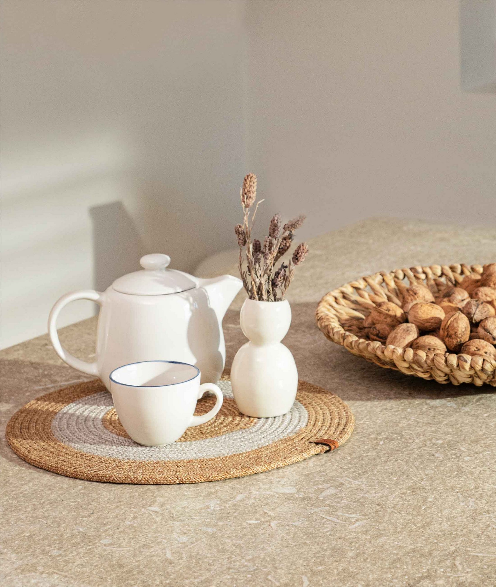 937ELT114020-201.jpg 9026116 – Runner - Image 1